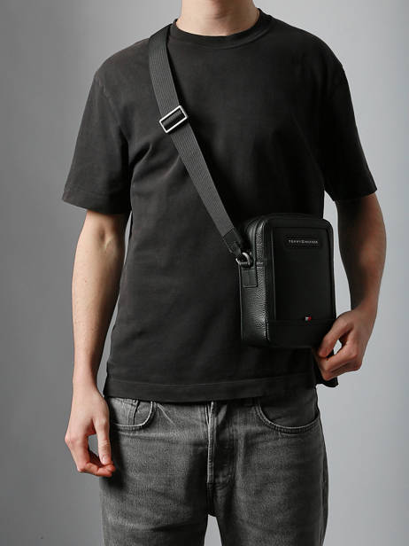 Sac Bandoulière Tommy hilfiger Noir central AM14011 vue secondaire 1